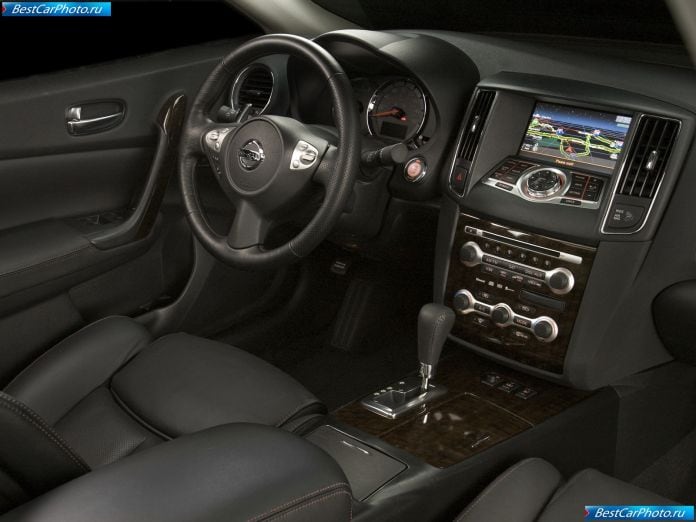 2009 Nissan Maxima - фотография 18 из 48