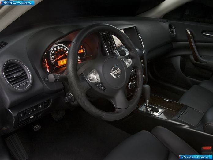 2009 Nissan Maxima - фотография 19 из 48