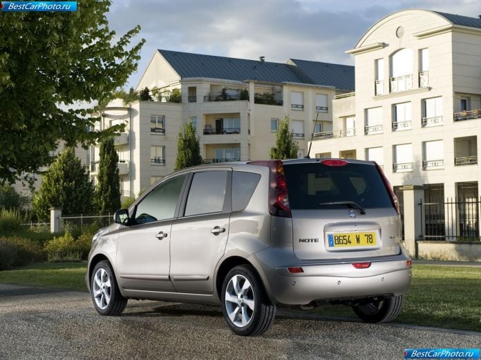 2009 Nissan Note - фотография 11 из 30