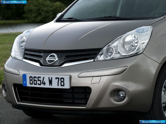 2009 Nissan Note - фотография 23 из 30 2009 Nissan Note - фотография 23 из 30