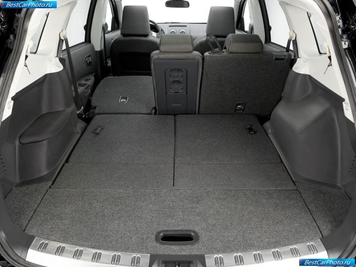 2009 Nissan Qashqai+2 - фотография 22 из 30