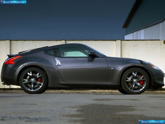 2010 Nissan 370z Black Edition - фотография 5 из 11 2010 Nissan 370z Black Edition - фотография 5 из 11