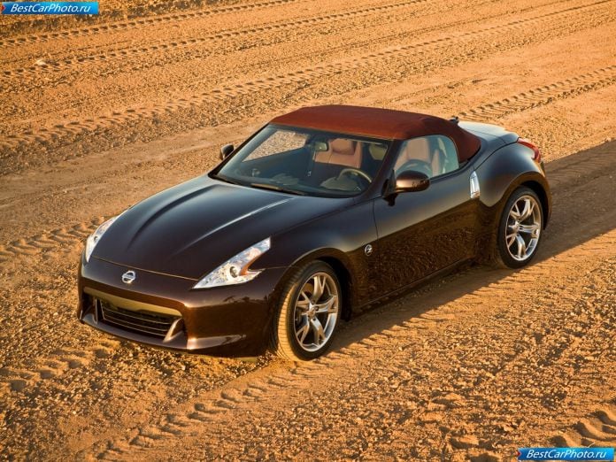 2010 Nissan 370z Roadster - фотография 7 из 92 2010 Nissan 370z Roadster - фотография 7 из 92