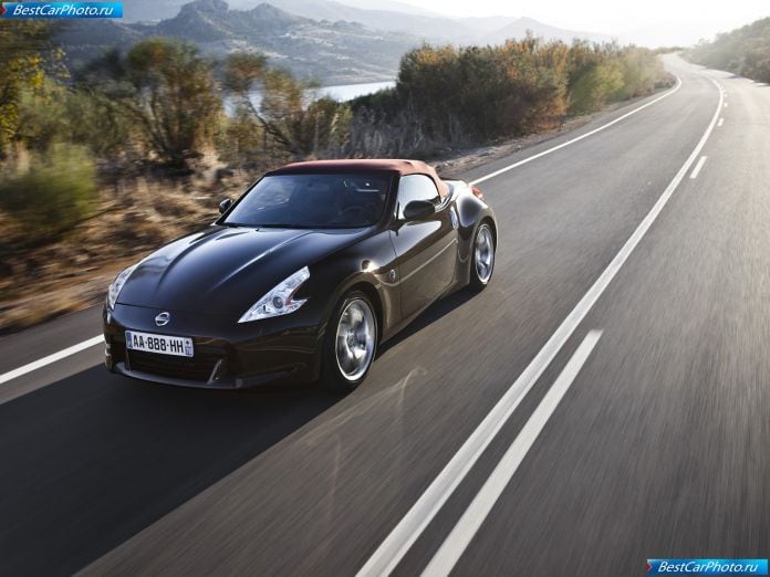 2010 Nissan 370z Roadster - фотография 14 из 92 2010 Nissan 370z Roadster - фотография 14 из 92