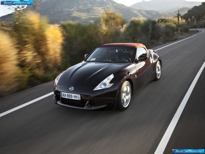 2010 Nissan 370z Roadster - фотография 15 из 92 2010 Nissan 370z Roadster - фотография 15 из 92