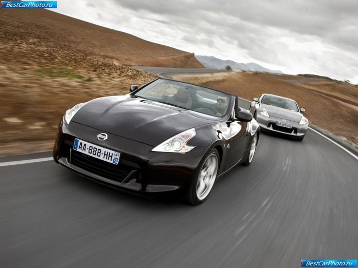 2010 Nissan 370z Roadster - фотография 21 из 92 2010 Nissan 370z Roadster - фотография 21 из 92