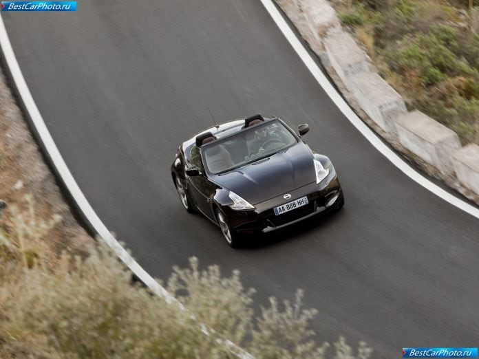 2010 Nissan 370z Roadster - фотография 22 из 92
