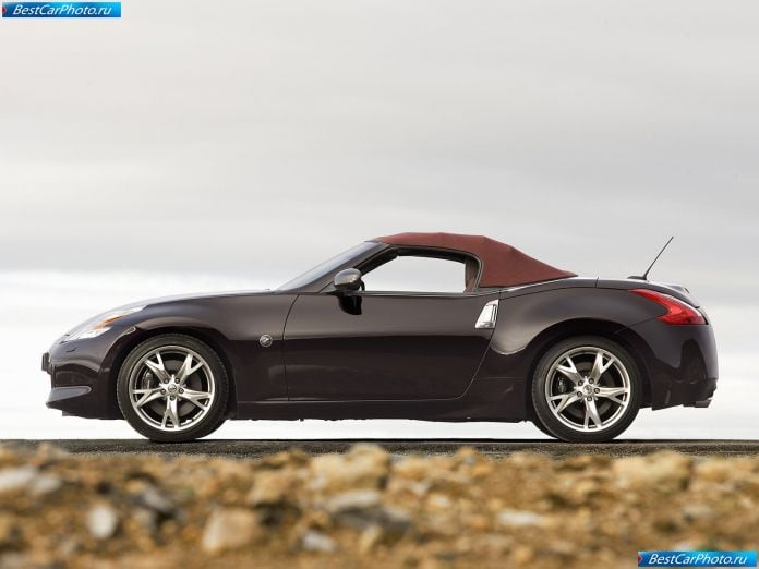 2010 Nissan 370z Roadster - фотография 27 из 92 2010 Nissan 370z Roadster - фотография 27 из 92
