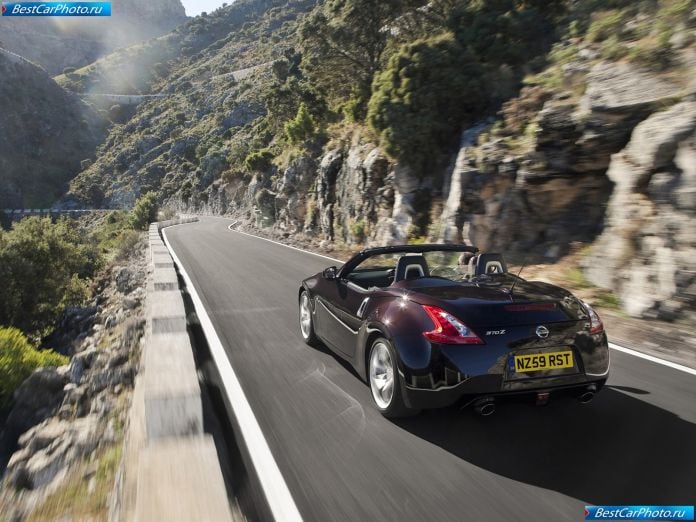 2010 Nissan 370z Roadster - фотография 36 из 92 2010 Nissan 370z Roadster - фотография 36 из 92