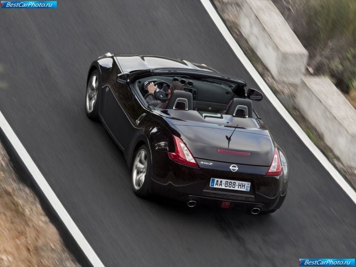 2010 Nissan 370z Roadster - фотография 43 из 92 2010 Nissan 370z Roadster - фотография 43 из 92
