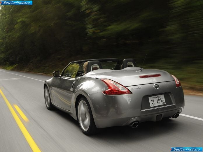 2010 Nissan 370z Roadster - фотография 44 из 92 2010 Nissan 370z Roadster - фотография 44 из 92