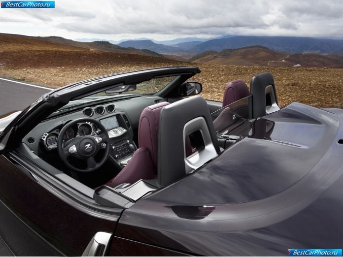 2010 Nissan 370z Roadster - фотография 63 из 92 2010 Nissan 370z Roadster - фотография 63 из 92