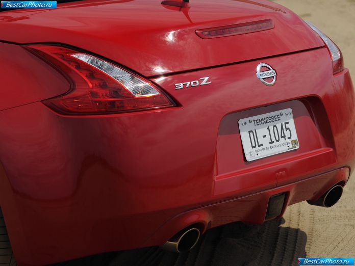 2010 Nissan 370z Roadster - фотография 75 из 92 2010 Nissan 370z Roadster - фотография 75 из 92