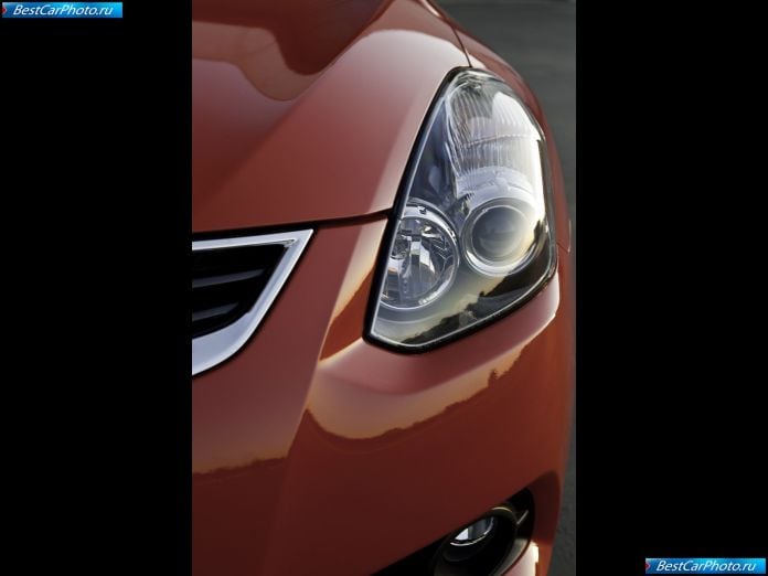 2010 Nissan Altima Coupe - фотография 23 из 23