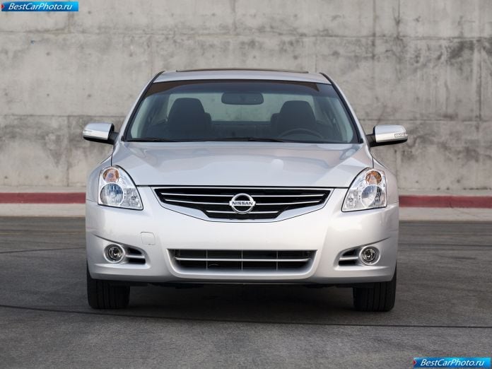 2010 Nissan Altima Sedan - фотография 11 из 50 2010 Nissan Altima Sedan - фотография 11 из 50