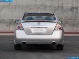 nissan_2010-altima_sedan_1600x1200_013.jpg