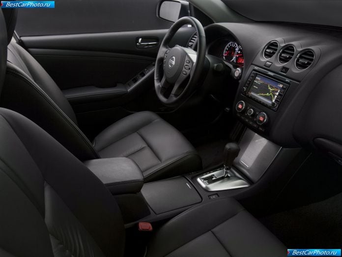 2010 Nissan Altima Sedan - фотография 17 из 50 2010 Nissan Altima Sedan - фотография 17 из 50