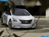 nissan_2010-ellure_concept_1600x1200_008.jpg