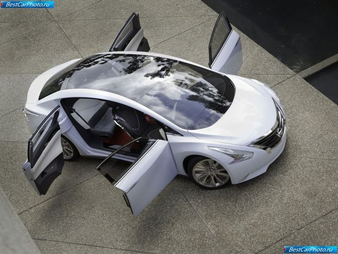 2010 Nissan Ellure Concept - фотография 9 из 52