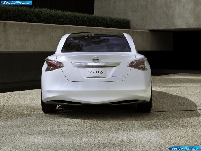 2010 Nissan Ellure Concept - фотография 16 из 52