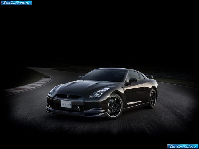 2010 Nissan Gt-r Specv - фотография 1 из 38