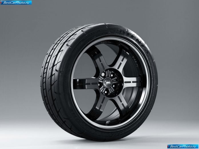 2010 Nissan Gt-r Specv - фотография 32 из 38