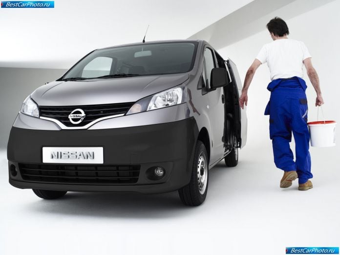 2010 Nissan Nv200 - фотография 3 из 14