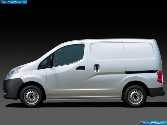 2010 Nissan Nv200 - фотография 4 из 14