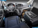 nissan_2010-nv200_1600x1200_008.jpg