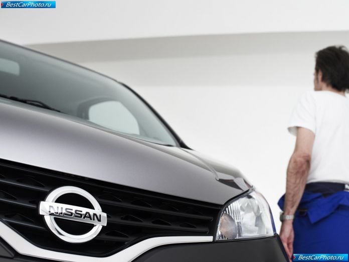 2010 Nissan Nv200 - фотография 12 из 14