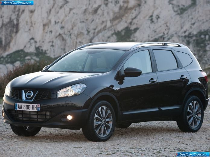 2010 Nissan Qashqai+2 - фотография 3 из 18 2010 Nissan Qashqai+2 - фотография 3 из 18