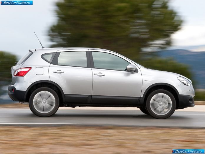 2010 Nissan Qashqai - фотография 21 из 51