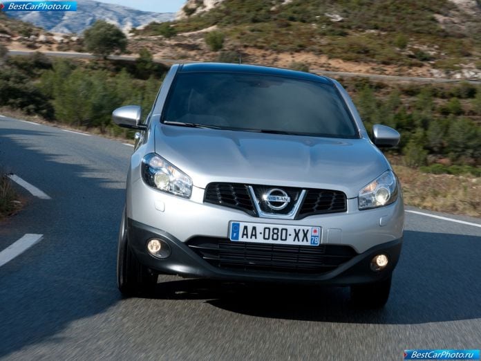 2010 Nissan Qashqai - фотография 34 из 51 2010 Nissan Qashqai - фотография 34 из 51