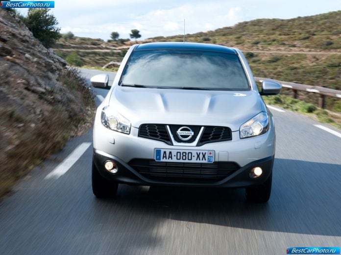 2010 Nissan Qashqai - фотография 37 из 51
