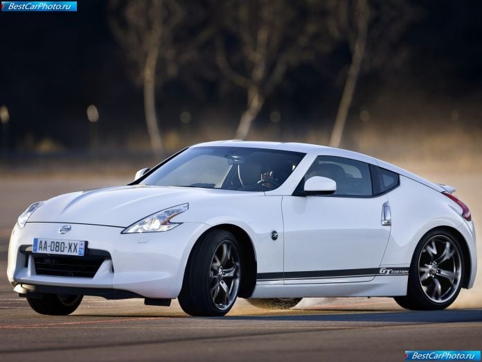 2011 Nissan 370z Gt Edition - фотография 10 из 26 2011 Nissan 370z Gt Edition - фотография 10 из 26