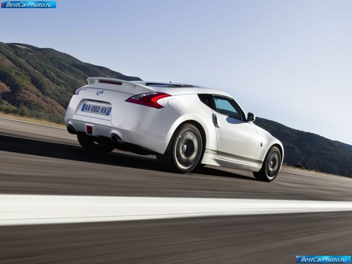 2011 Nissan 370z Gt Edition - фотография 18 из 26 2011 Nissan 370z Gt Edition - фотография 18 из 26