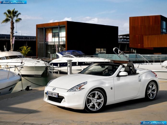 2011 Nissan 370z Roadster - фотография 3 из 16 2011 Nissan 370z Roadster - фотография 3 из 16