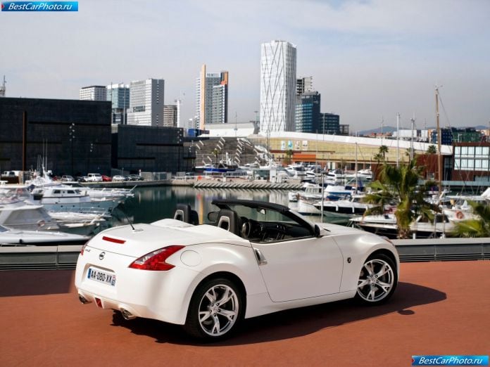 2011 Nissan 370z Roadster - фотография 16 из 16 2011 Nissan 370z Roadster - фотография 16 из 16