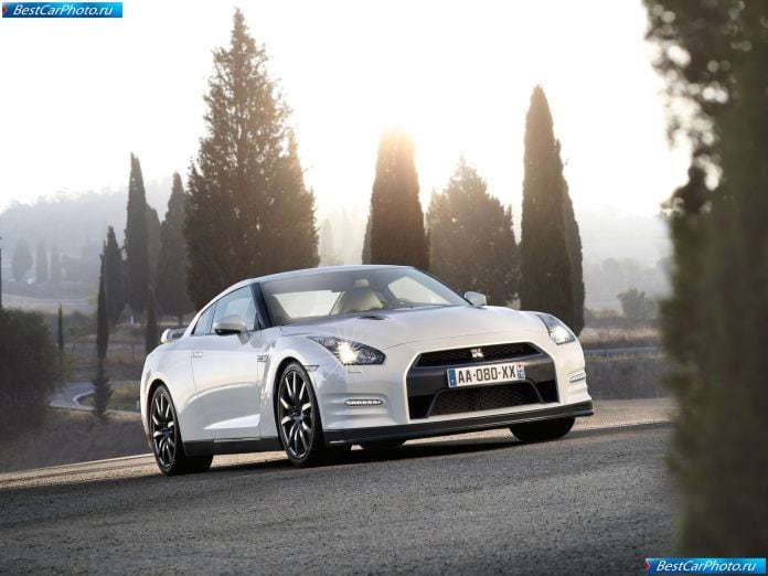 2011 Nissan Gt-r - фотография 2 из 131 2011 Nissan Gt-r - фотография 2 из 131