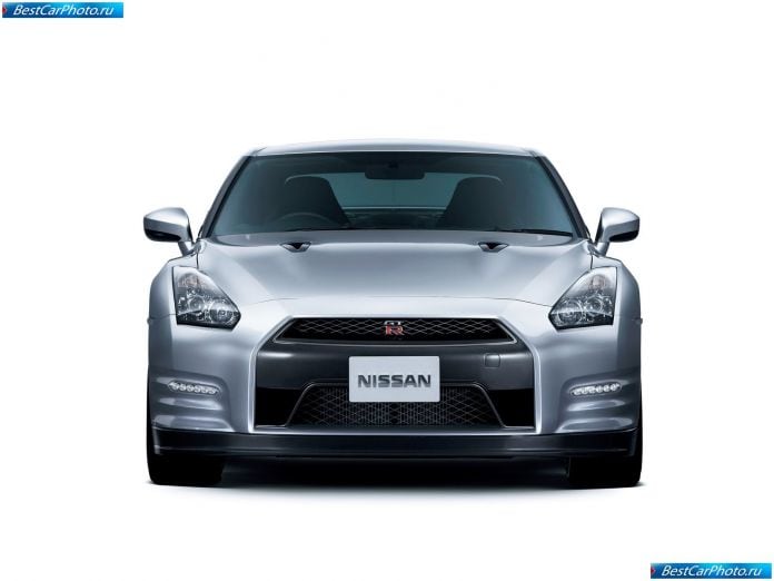 2011 Nissan Gt-r - фотография 60 из 131