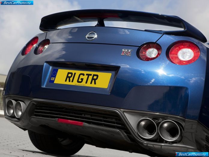 2011 Nissan Gt-r - фотография 93 из 131