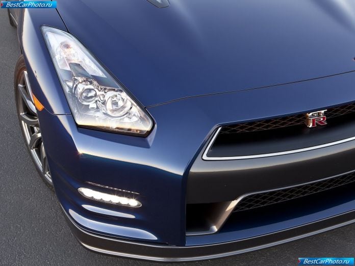 2011 Nissan Gt-r - фотография 97 из 131