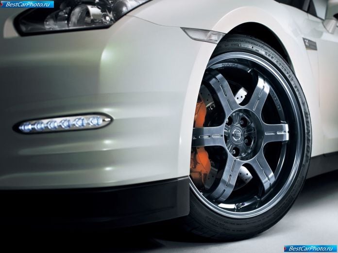 2011 Nissan Gt-r - фотография 102 из 131 2011 Nissan Gt-r - фотография 102 из 131