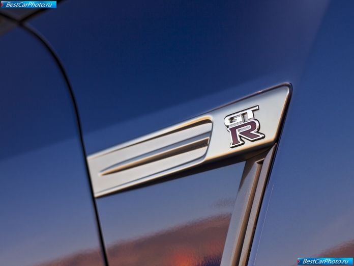 2011 Nissan Gt-r - фотография 111 из 131