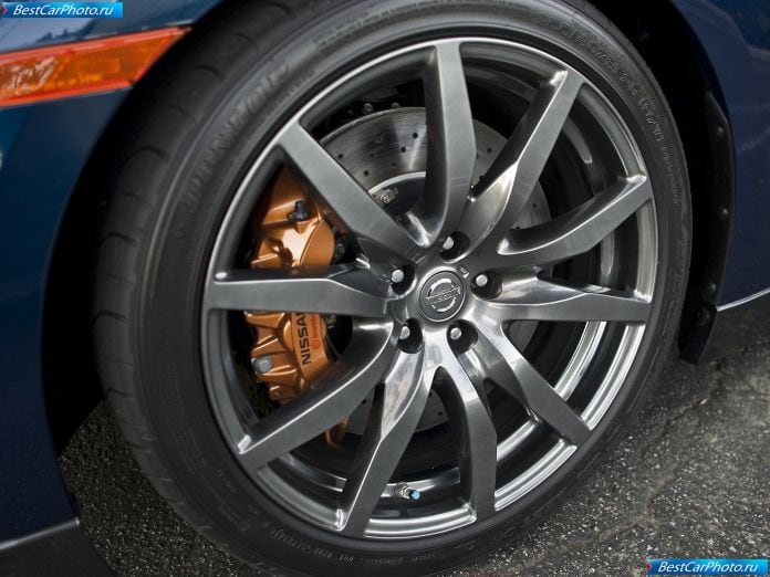 2011 Nissan Gt-r - фотография 113 из 131 2011 Nissan Gt-r - фотография 113 из 131