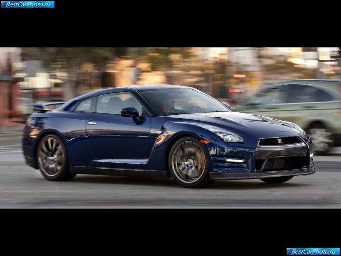 2011 Nissan Gt-r - фотография 122 из 131 2011 Nissan Gt-r - фотография 122 из 131