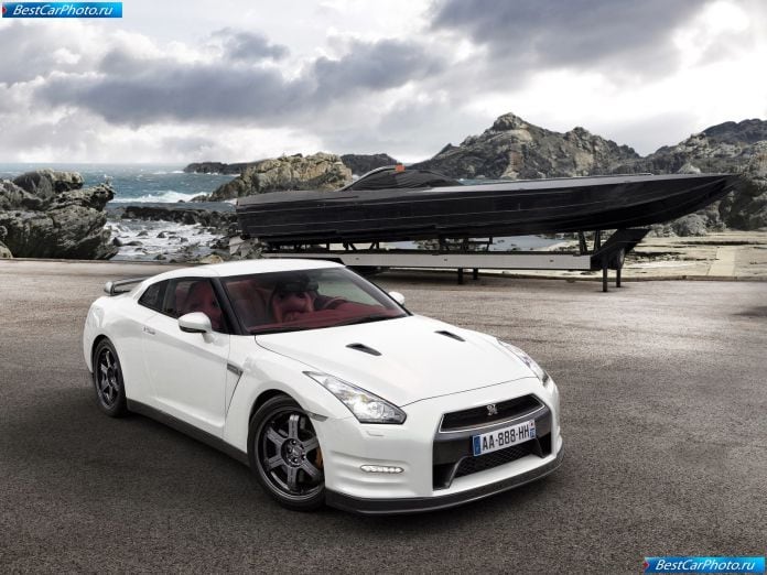 2011 Nissan Gt-r Egoist - фотография 4 из 40 2011 Nissan Gt-r Egoist - фотография 4 из 40
