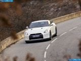 nissan_2011-gt-r_egoist_1600x1200_011.jpg