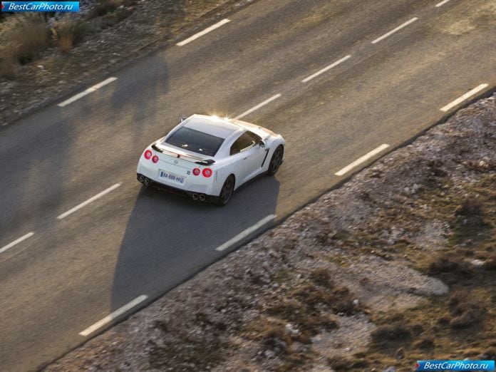 2011 Nissan Gt-r Egoist - фотография 26 из 40