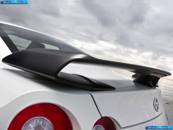 2011 Nissan Gt-r Egoist - фотография 35 из 40